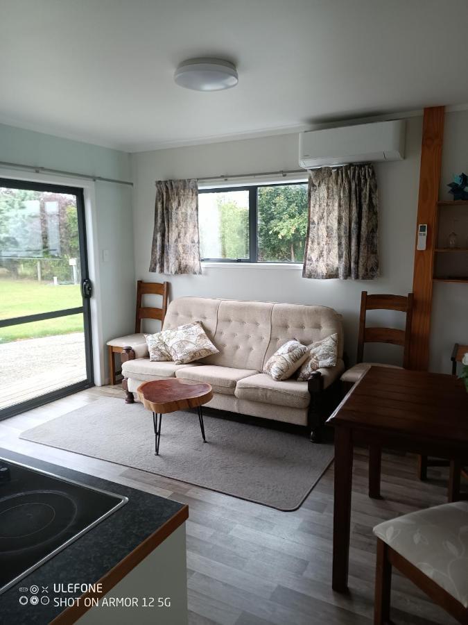 Flying Plate Saloon Apartment Waimate Luaran gambar